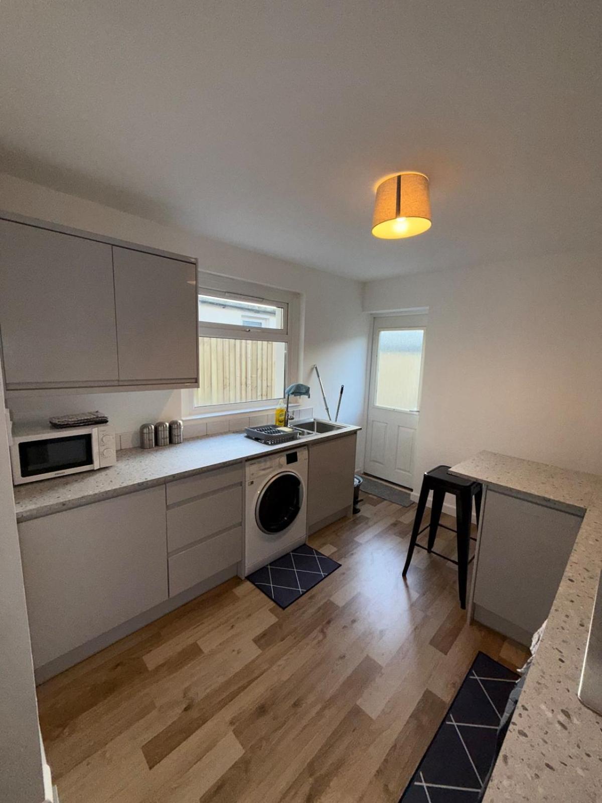 Charming 3-Bedroom House Cardiff Esterno foto