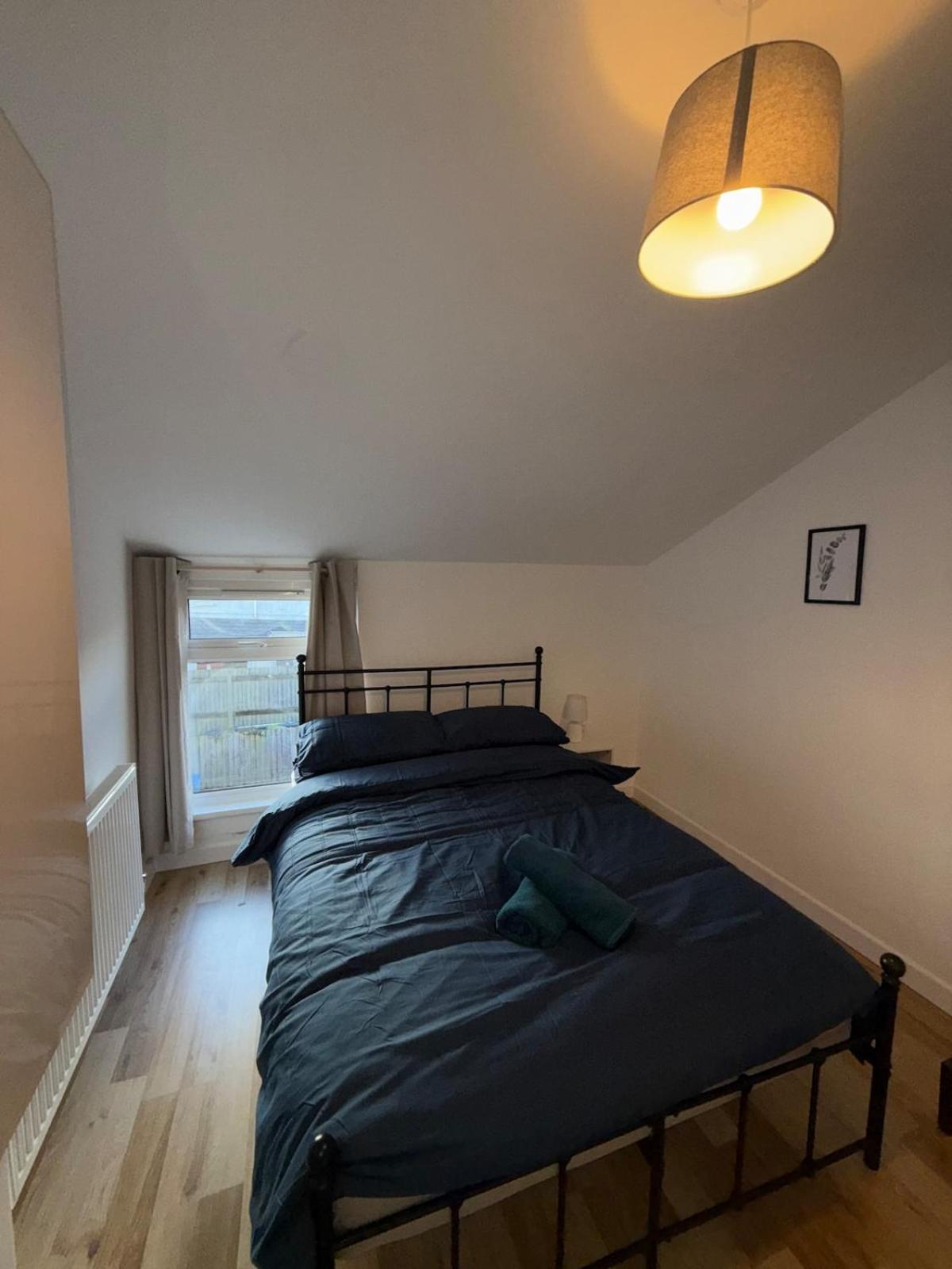 Charming 3-Bedroom House Cardiff Esterno foto